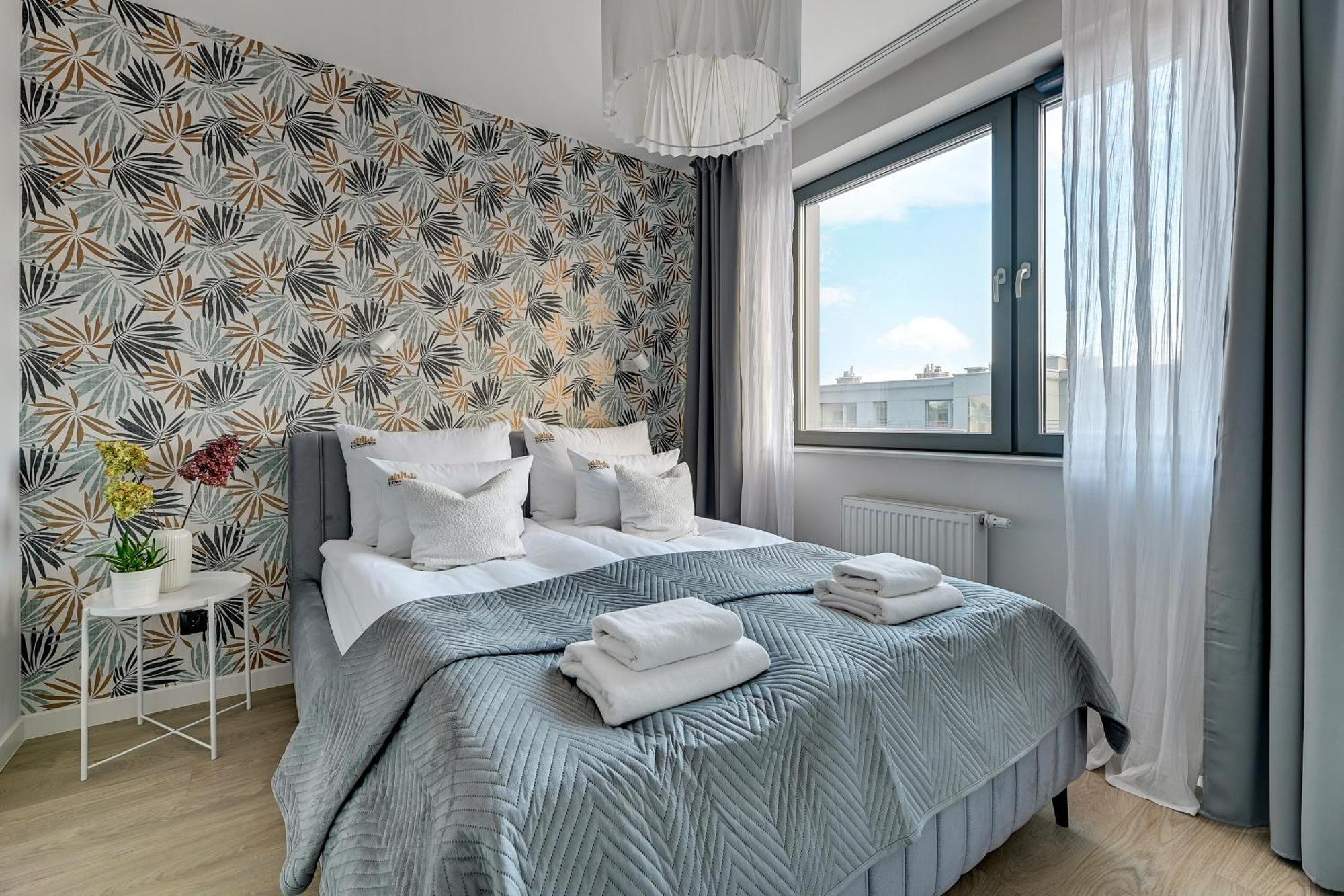 Scala City Center By Downtown Apartments Гданск Екстериор снимка