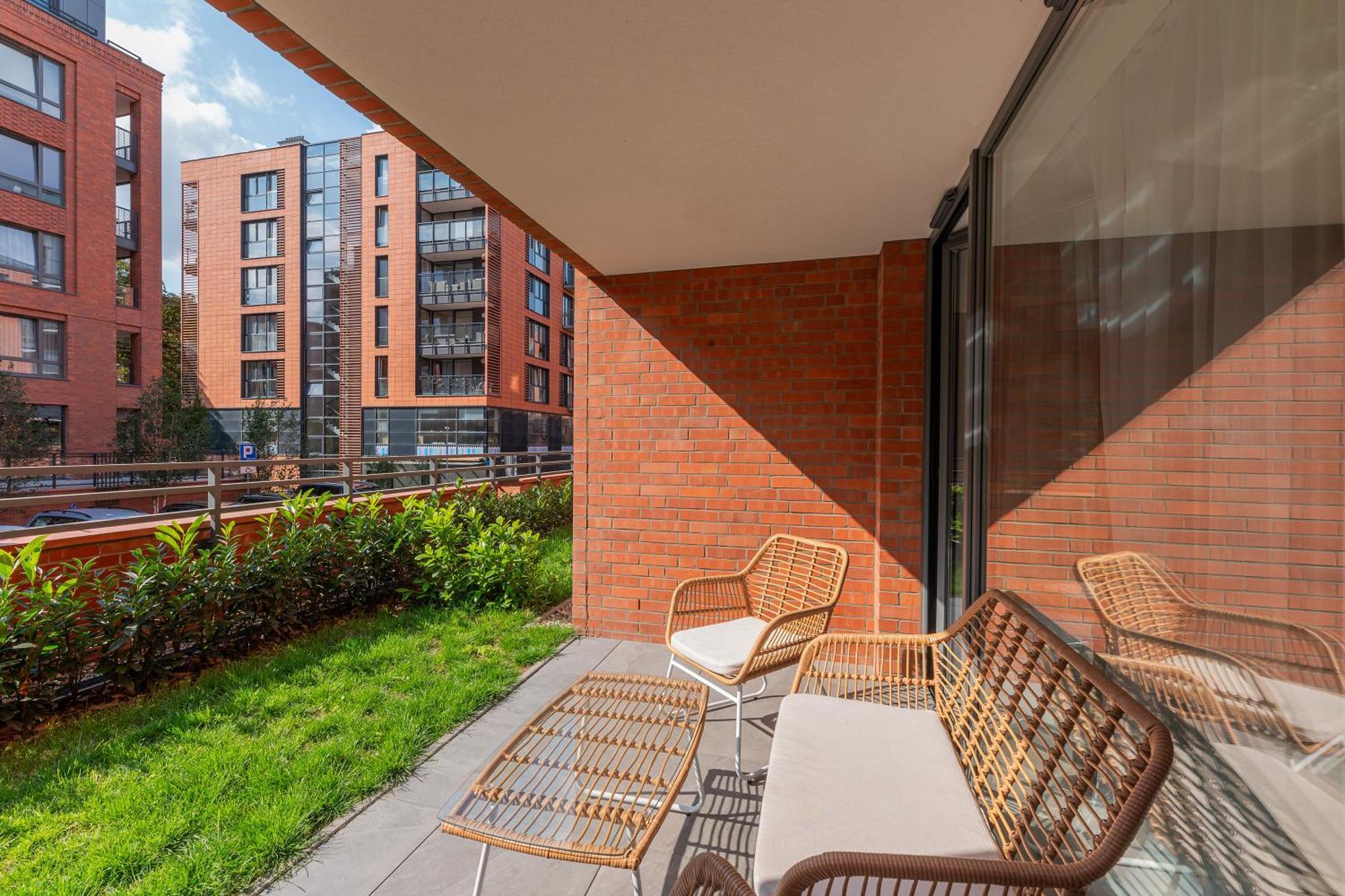 Scala City Center By Downtown Apartments Гданск Екстериор снимка
