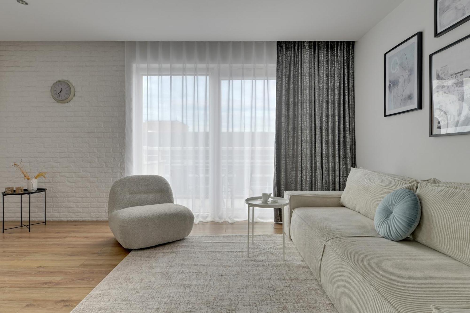 Scala City Center By Downtown Apartments Гданск Стая снимка
